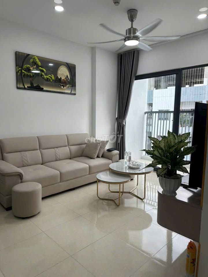 Rent C/c senior at Saigon Pearl-92 Nguyễn Hữu Cảnh at 18 million a month