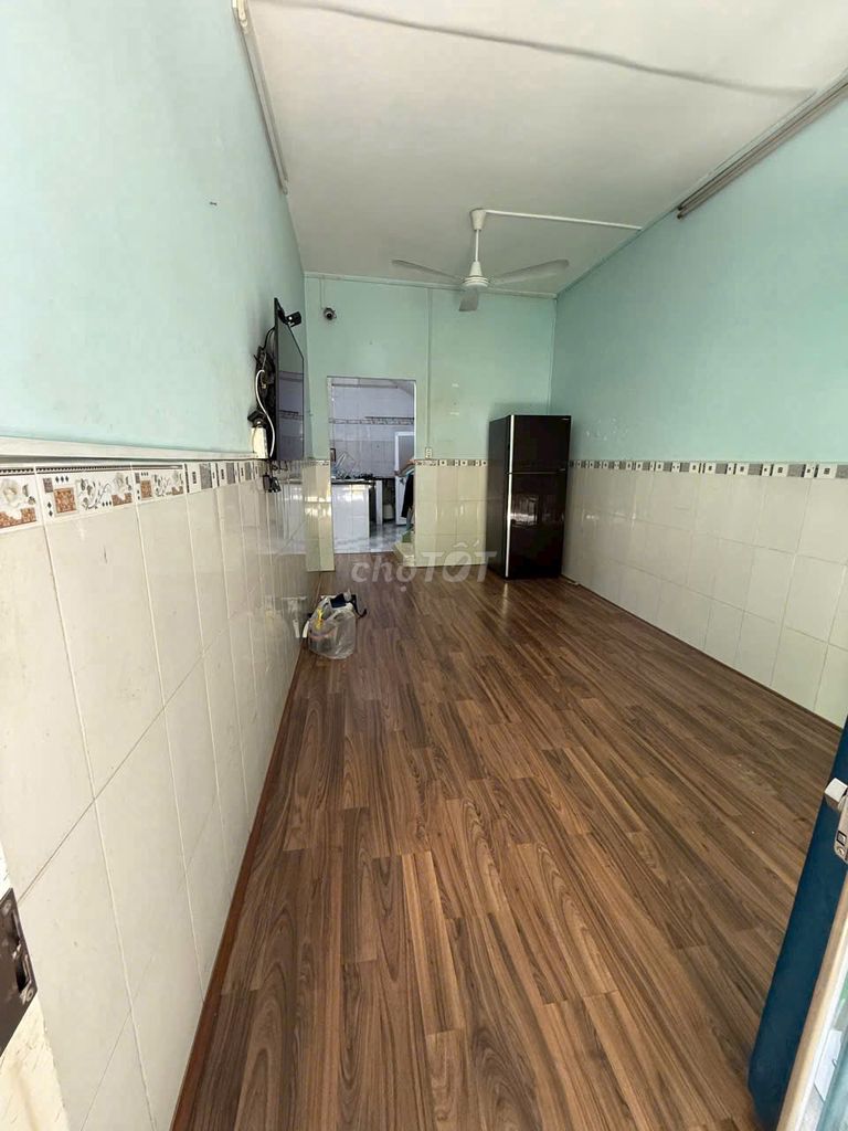 rented house near the board market