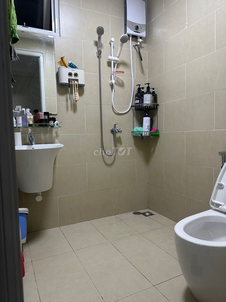 Rent the corner of Citihome 3 bedrooms, 2 toilets for 8 million ncbs