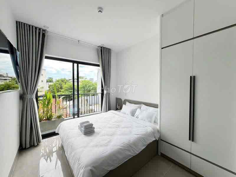 renting the balcony flat full of furniture near the city market - metro county 1