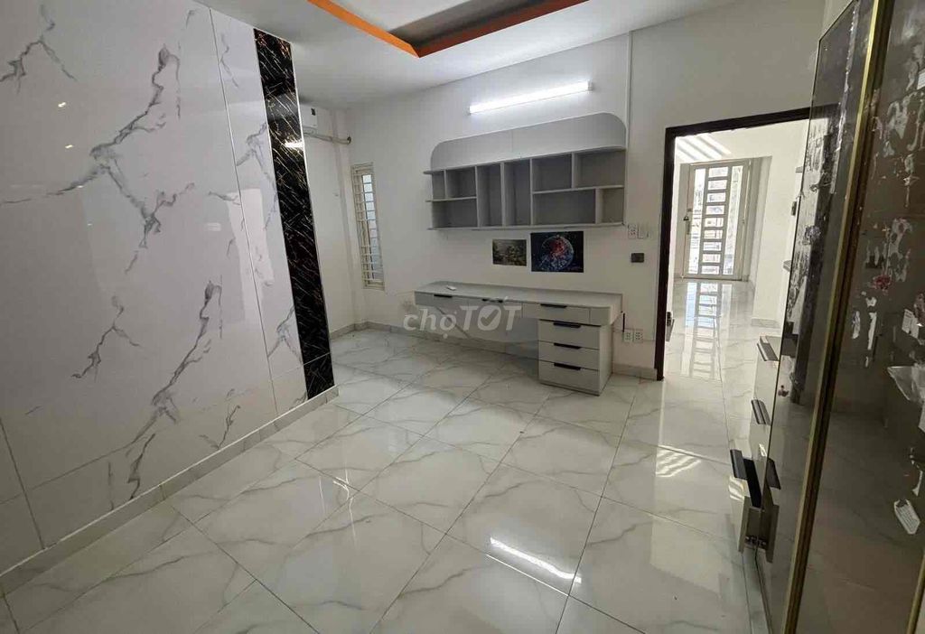 Rent Tân Bình, 125 1 Trần Văn Quang.