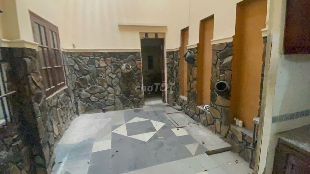 Rent a 229-foot-car alley 11 Gò Vấp - 2 bedroom 2 toilets, well
