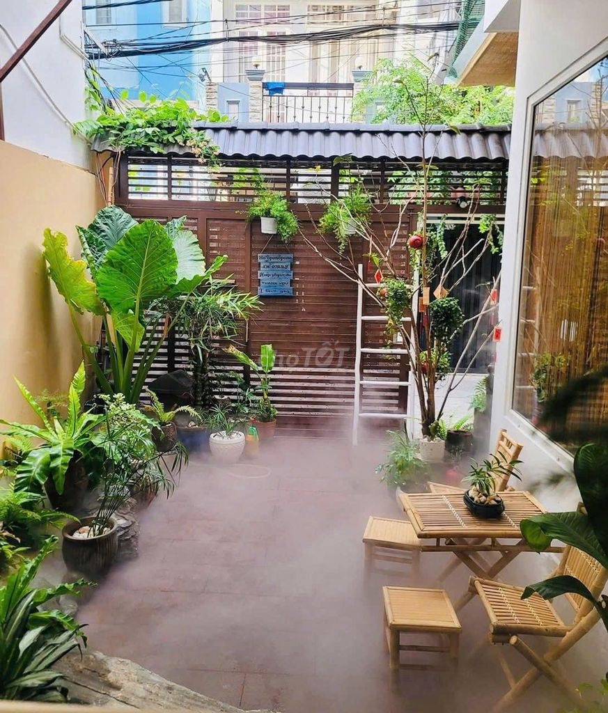 Rent 32/28 Đặng Văn Ngữ, qpn minus 10 M, yard, 30 million.