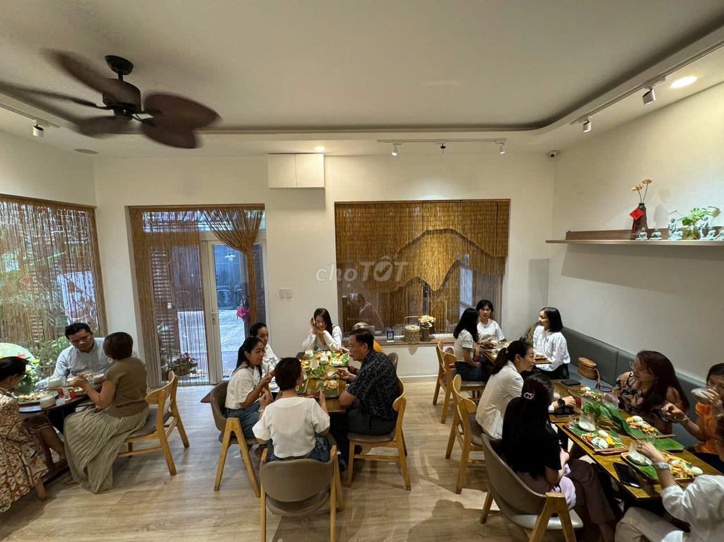 Rent 32/28 Đặng Văn Ngữ, qpn minus 10 M, yard, 30 million.