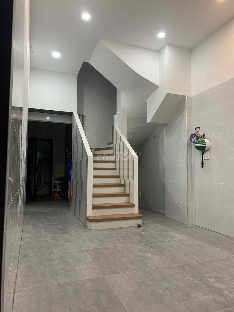 New entry: Full interior