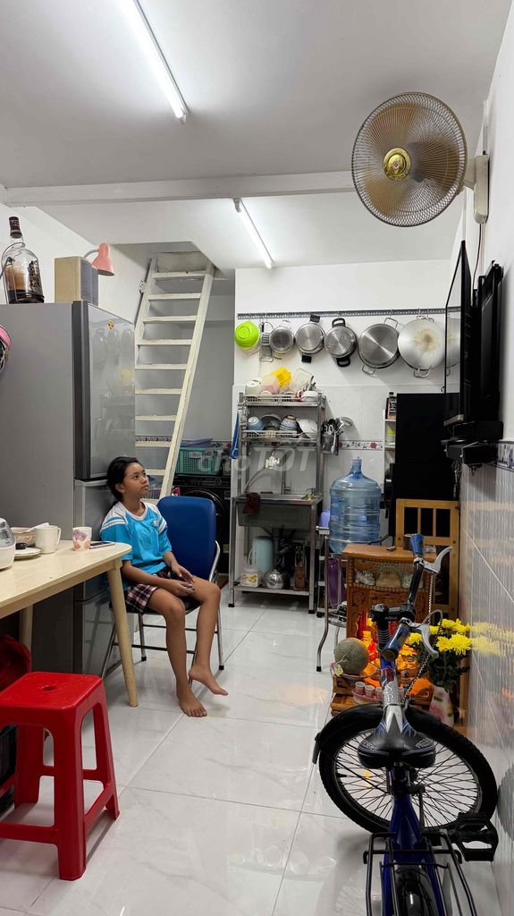 Rent room.