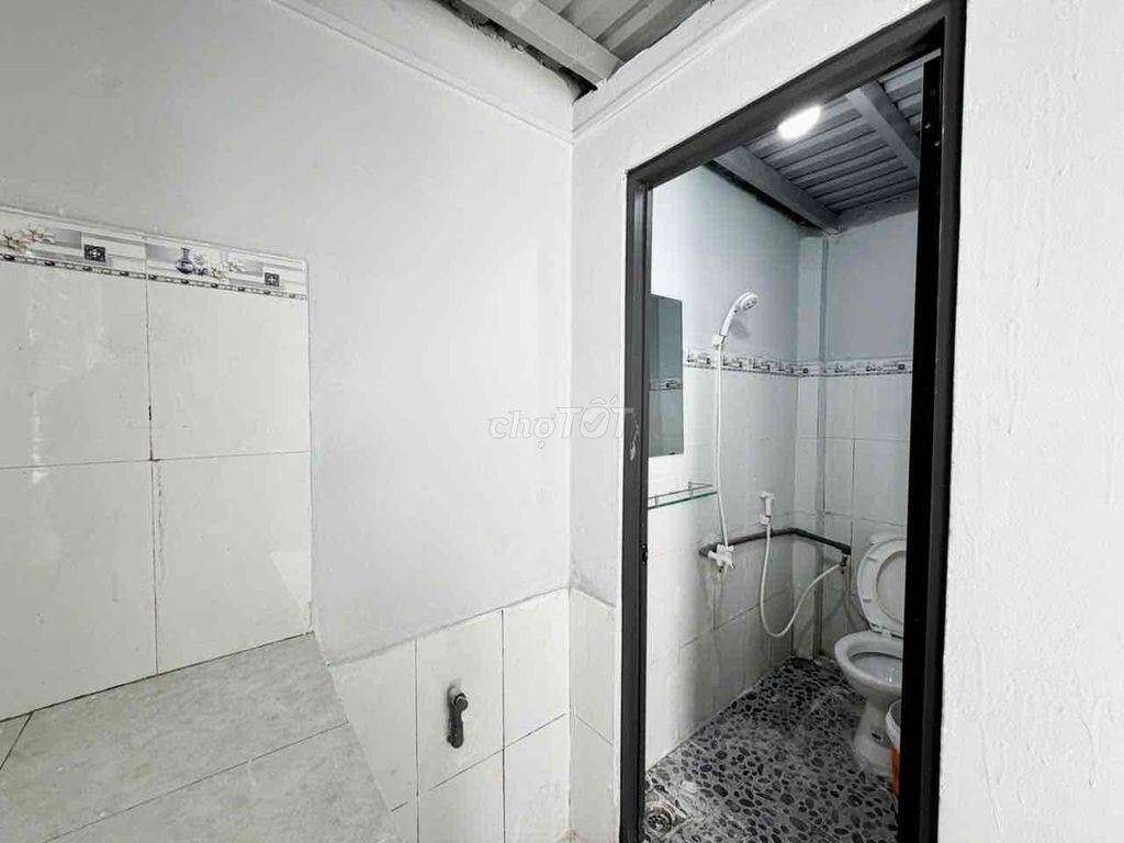 New house - full utility at the lead market