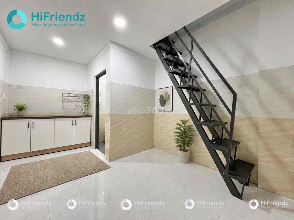 1 Land 1st floor balcony