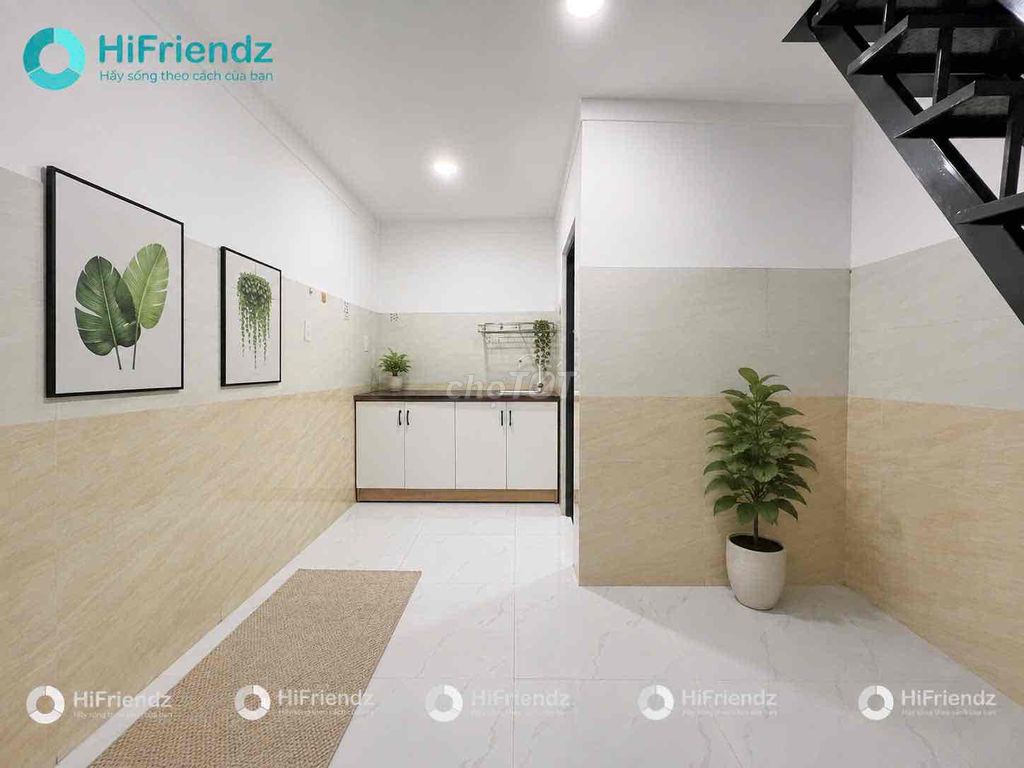 1 Land 1st floor balcony