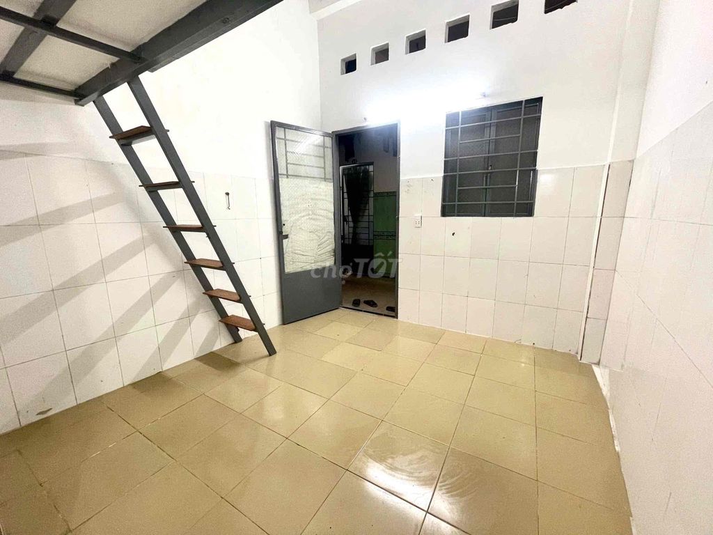Cheap hotel room - near the high-tech area - clean new home