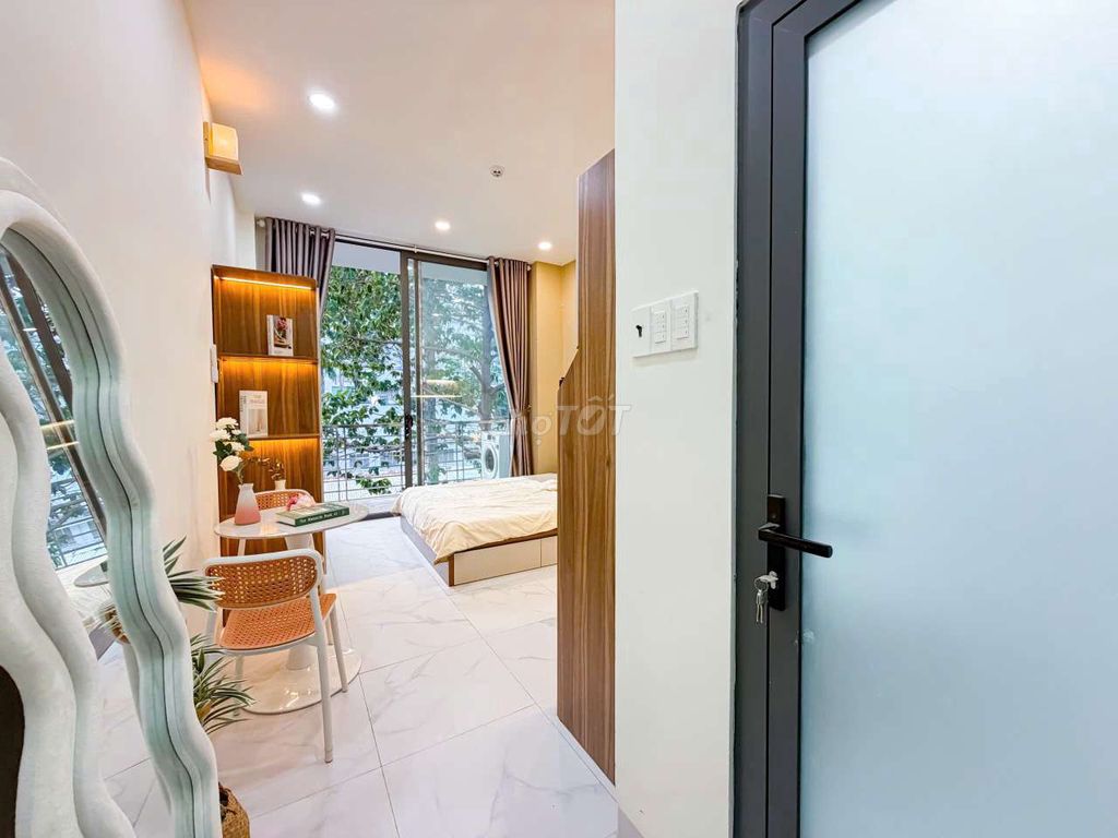 Rent the new 1st county apartment - the balcony of January 26th.