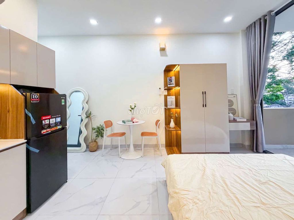 Rent the new 1st county apartment - the balcony of January 26th.