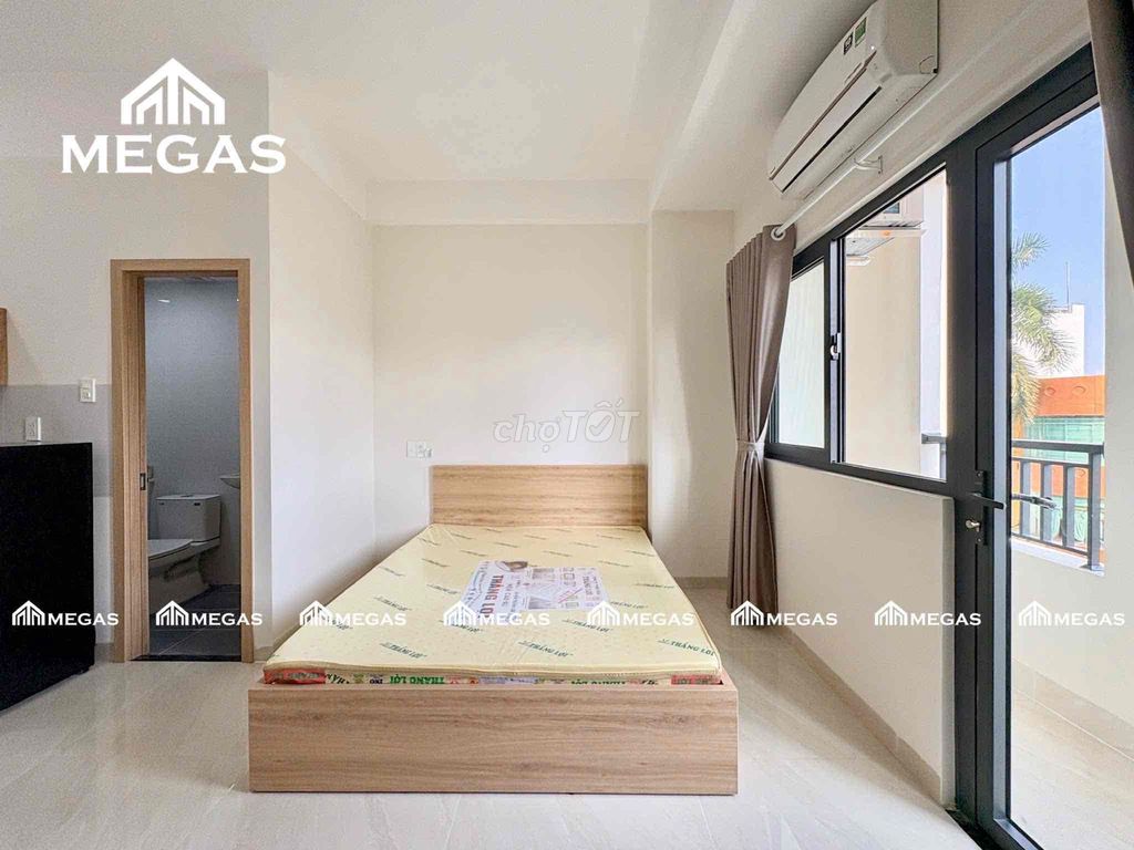 Rent the apartment full-priced furniture to District 1.