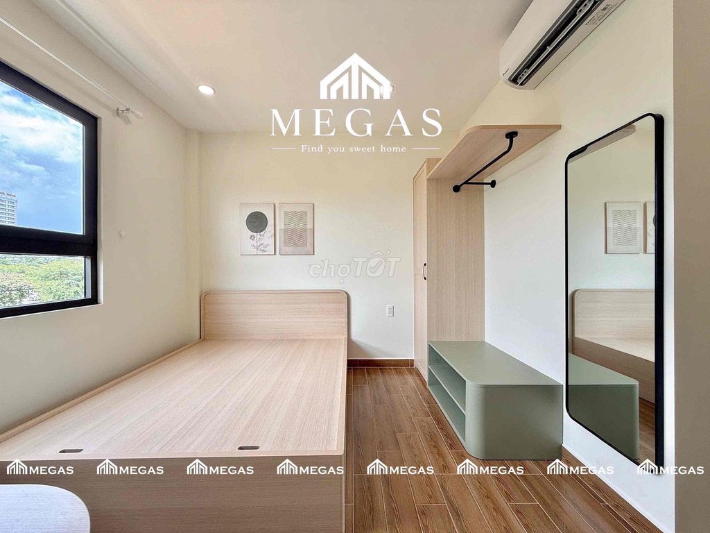 Rent an apartment full of furniture near a charter college - large sky windows