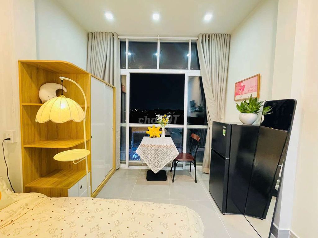 Full Seven Service House, District 10 Tô Hiến Thành Road.