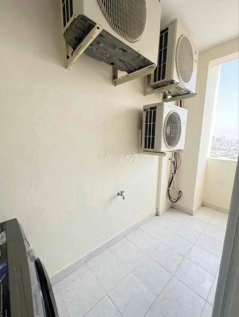 Two bedrooms with interiors, 10 million, Bông Sao apartments.