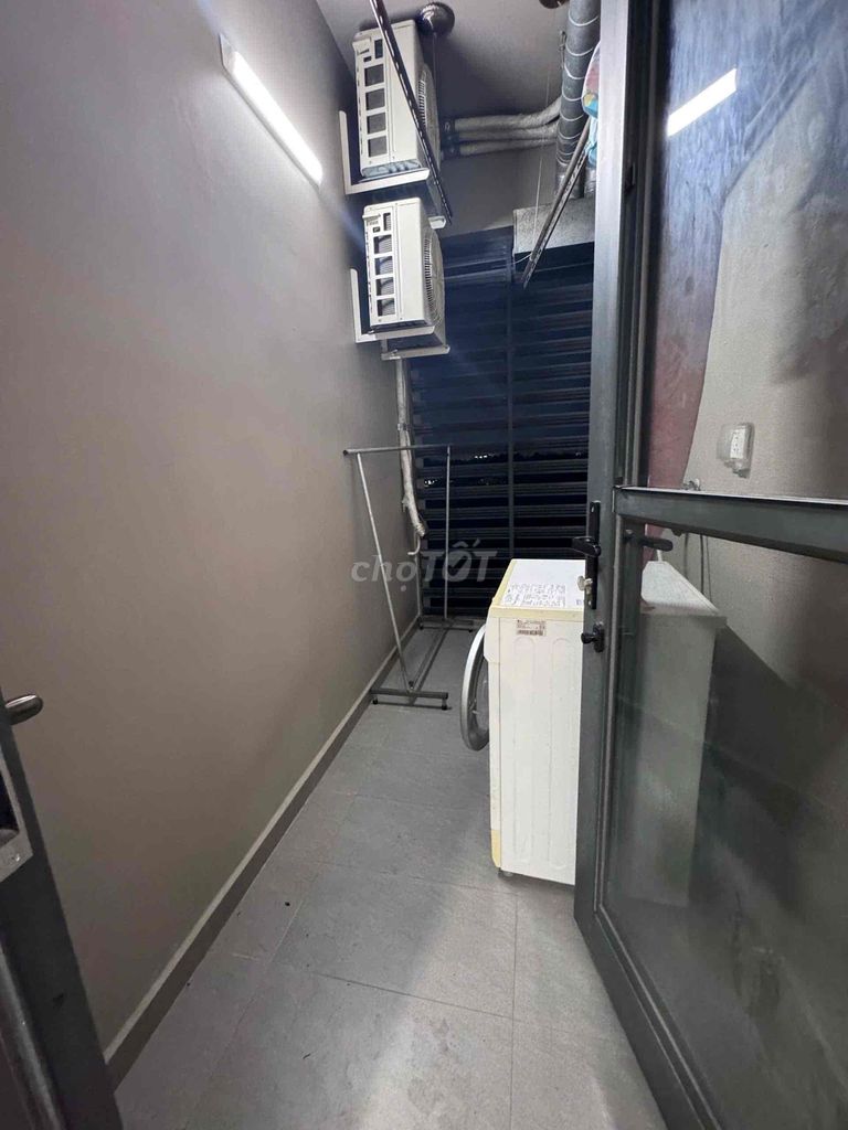 Rent two bedrooms 60 m2 Mizuki Park, near the entire interior. Ten, five million.