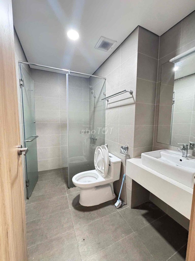 Rent two bedrooms 60 m2 Mizuki Park, near the entire interior. Ten, five million.