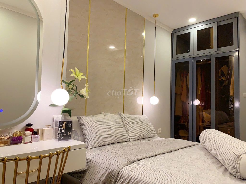 Sunrise City View - 2 Bedrooms, 76 M2 Beautiful House, ViewPhone Right Up