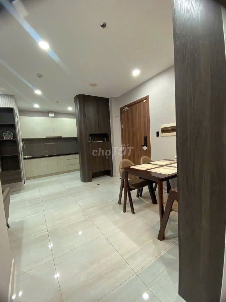 High school apartment Saigon AirPort. 75 meters two bedrooms. Full interior. 16 million.