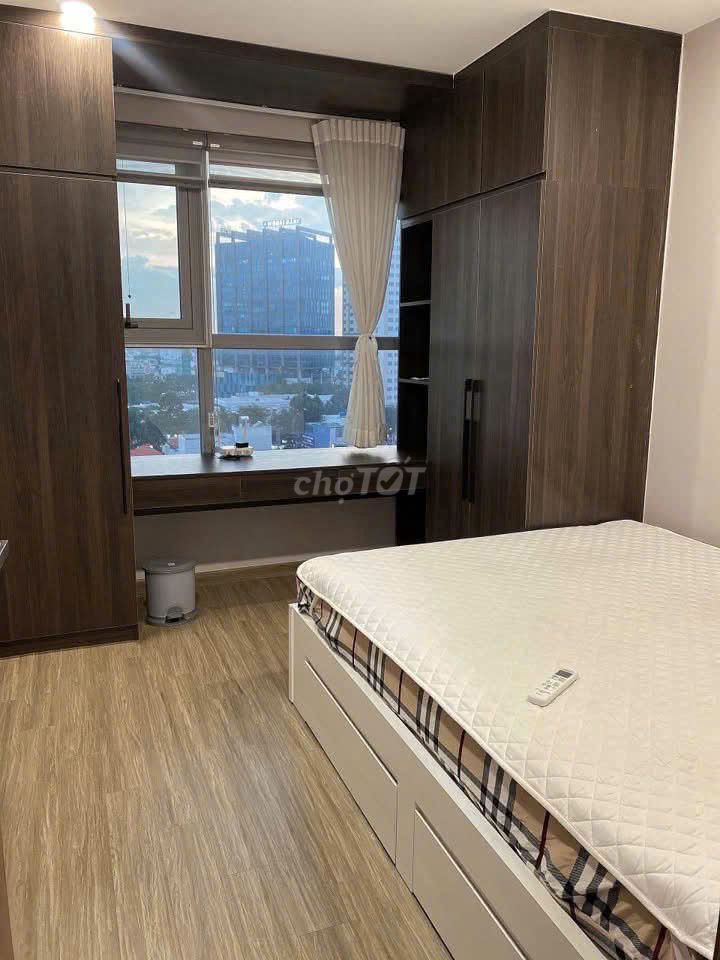 High school apartment Saigon AirPort. 75 meters two bedrooms. Full interior. 16 million.