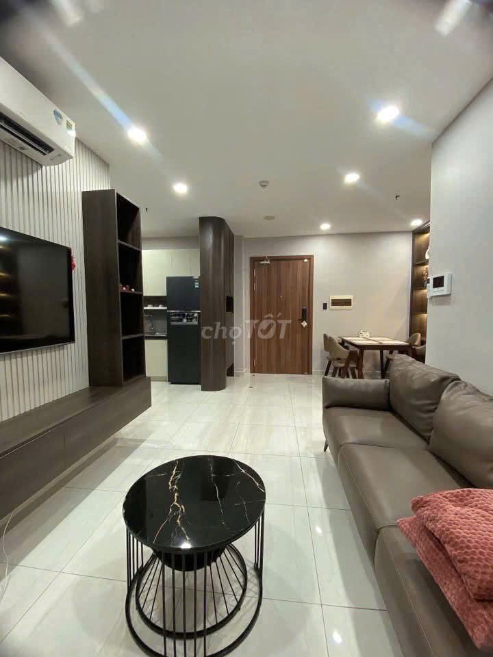 High school apartment Saigon AirPort. 75 meters two bedrooms. Full interior. 16 million.