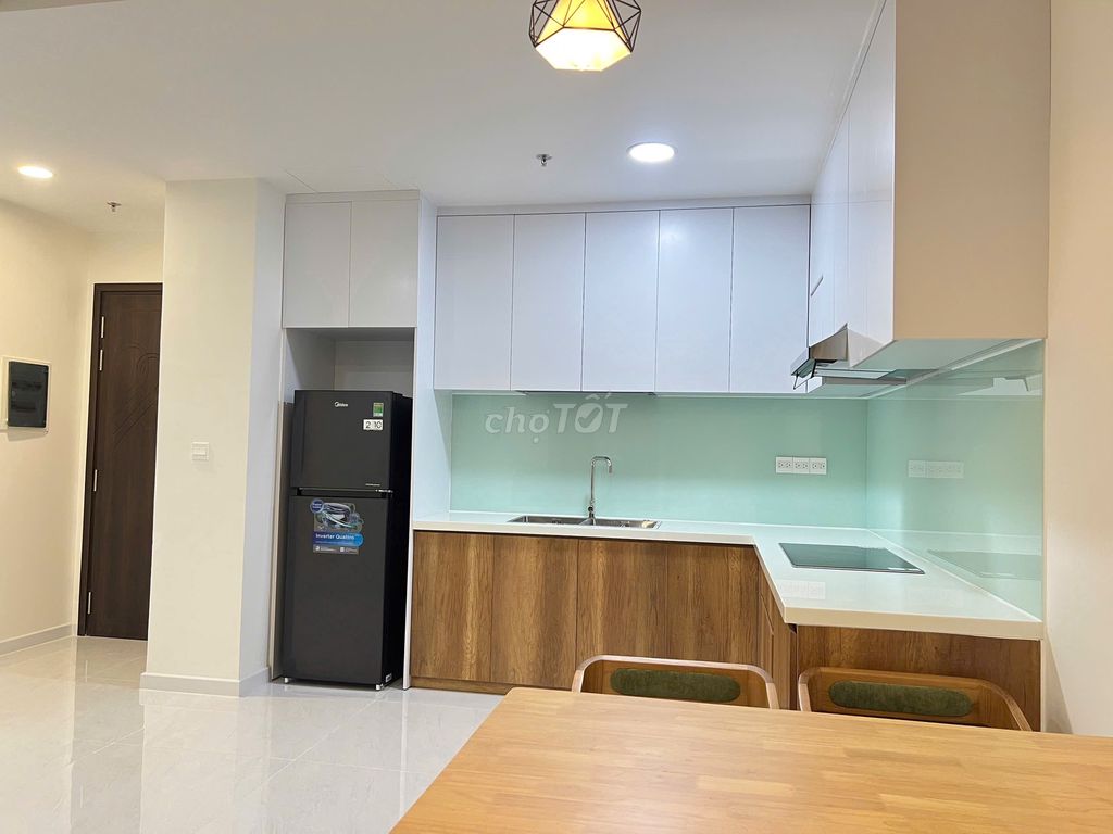 Victoria Village - full rent goods at the project
