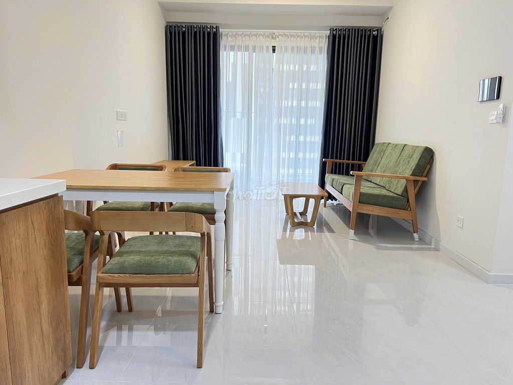 Victoria Village - full rent goods at the project