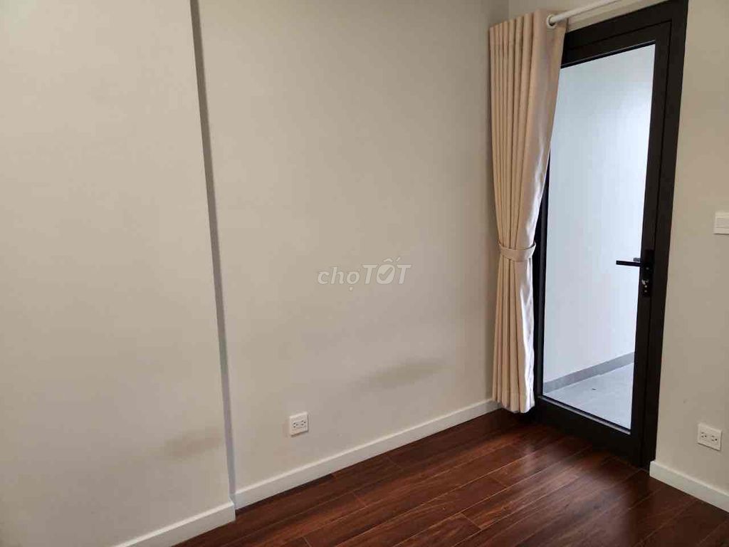Rent the flat picity 49 meters.