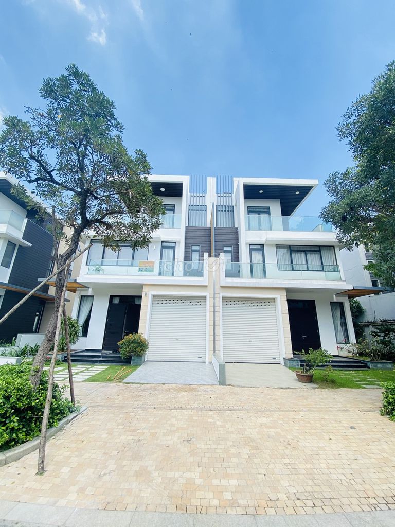 - The four bedrooms are beautiful - There's a garden.