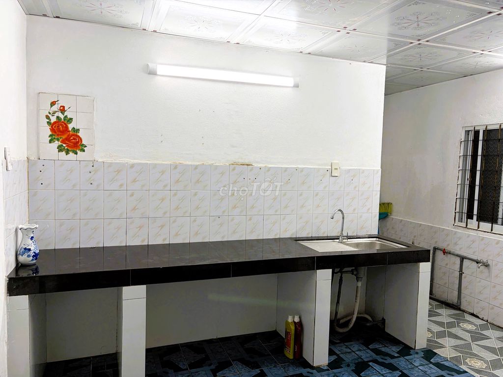 Rent the original flat near the metro Thủ Đức alley 65 meters.