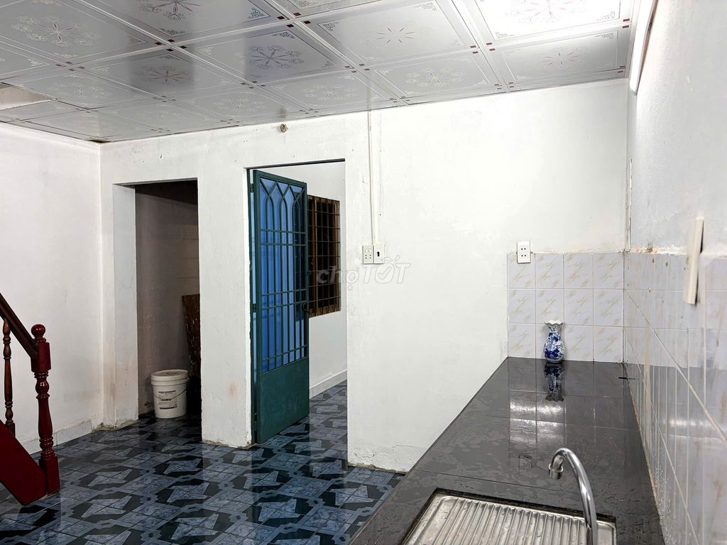 Rent the original flat near the metro Thủ Đức alley 65 meters.