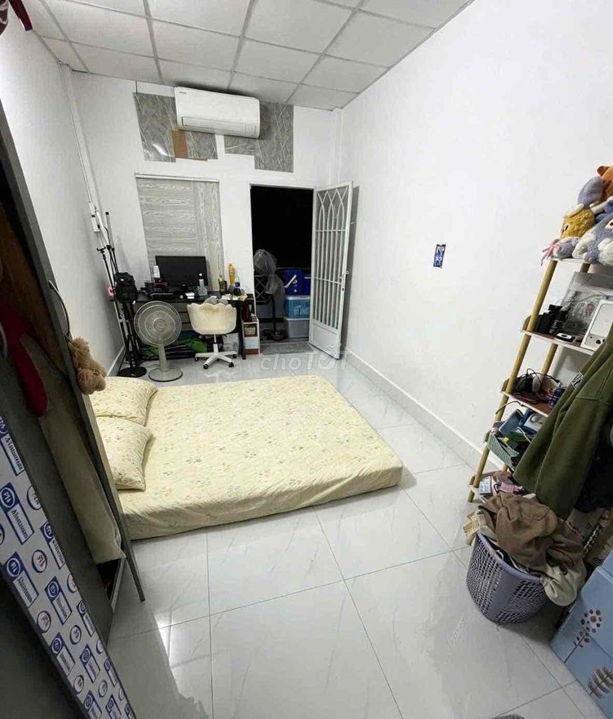Rent a house on the street, Tân Quy, 7th District.