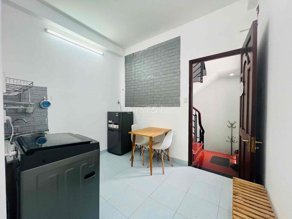 Rent the Guardian a public bedroom. Full interior near the City Bridge of District 1, District 2.