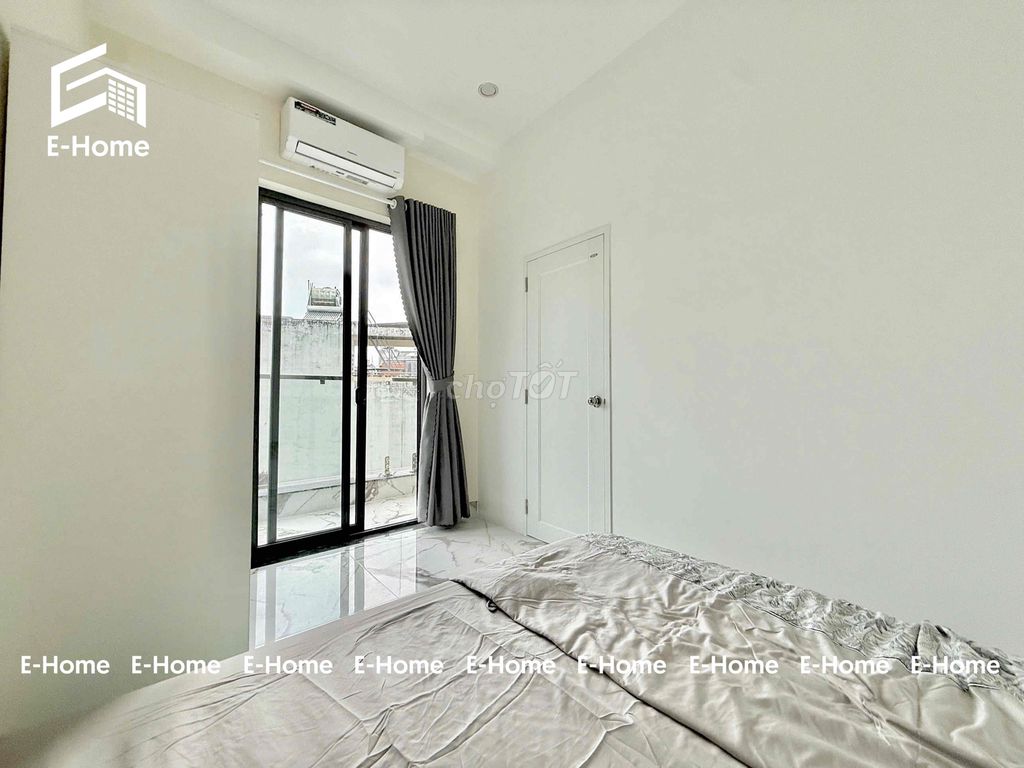 One bedroom, one room, new building, 100 percent new furniture, right at the base of the last four seven fine old days.