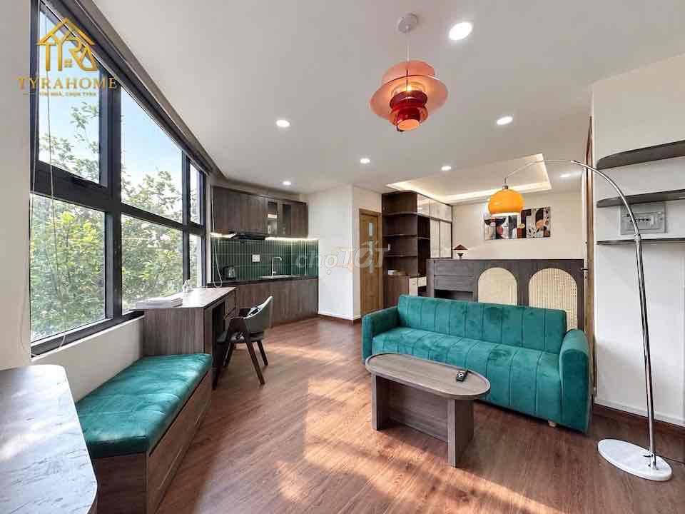 Hoàng Sa Phú Nhuận borders District 3 01 017 apartments beamed over, sofa