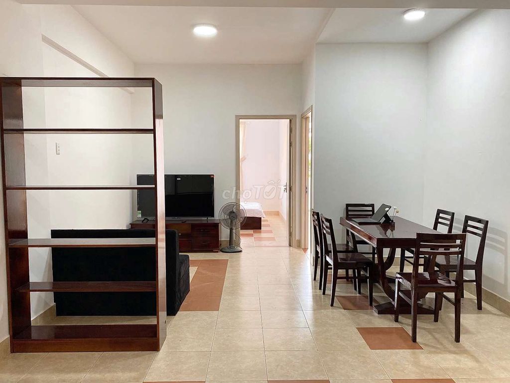 Rent the second-class service apartment, blue row Bình Thạnh.