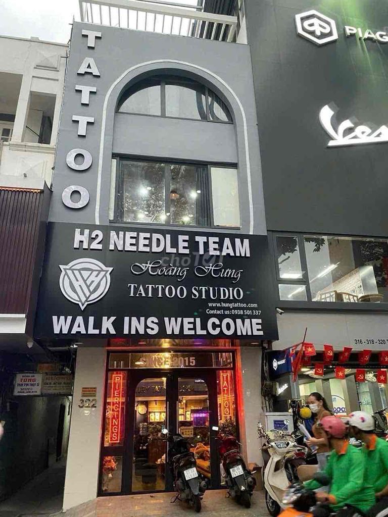It's owner who rents 1 Trần Hưng Đạo District 1.4 x15 4 T 5 bedroom 6 toilets cost 63 million