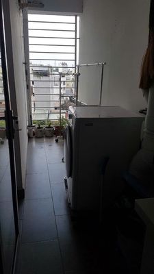 Rent apartment ruby-- two fine bedrooms. Nice, cool, cool.