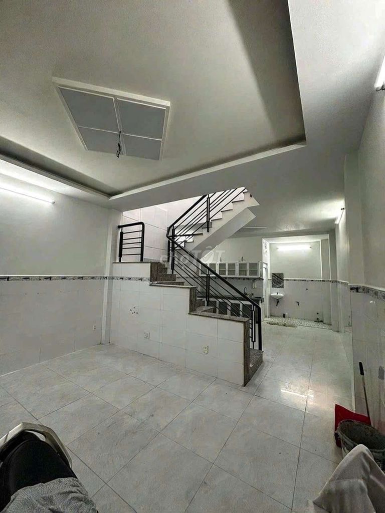 Two-Plainsalway Business Carway