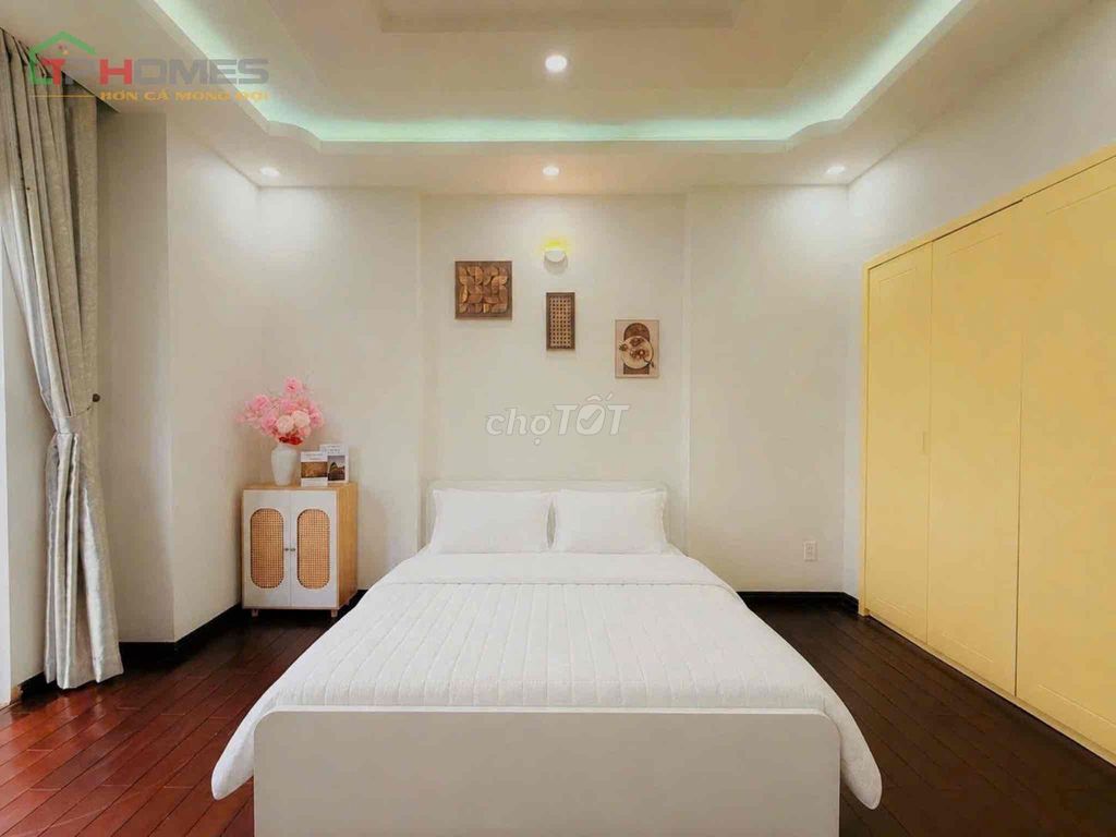 Project at Bình Thạnh, just 10 P to District 1, 3th District -- interior full room.