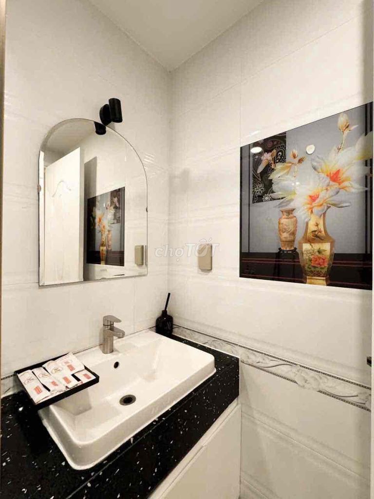 Cheap rent to apartment 3 P apartment sunrise full beautiful interior district 7