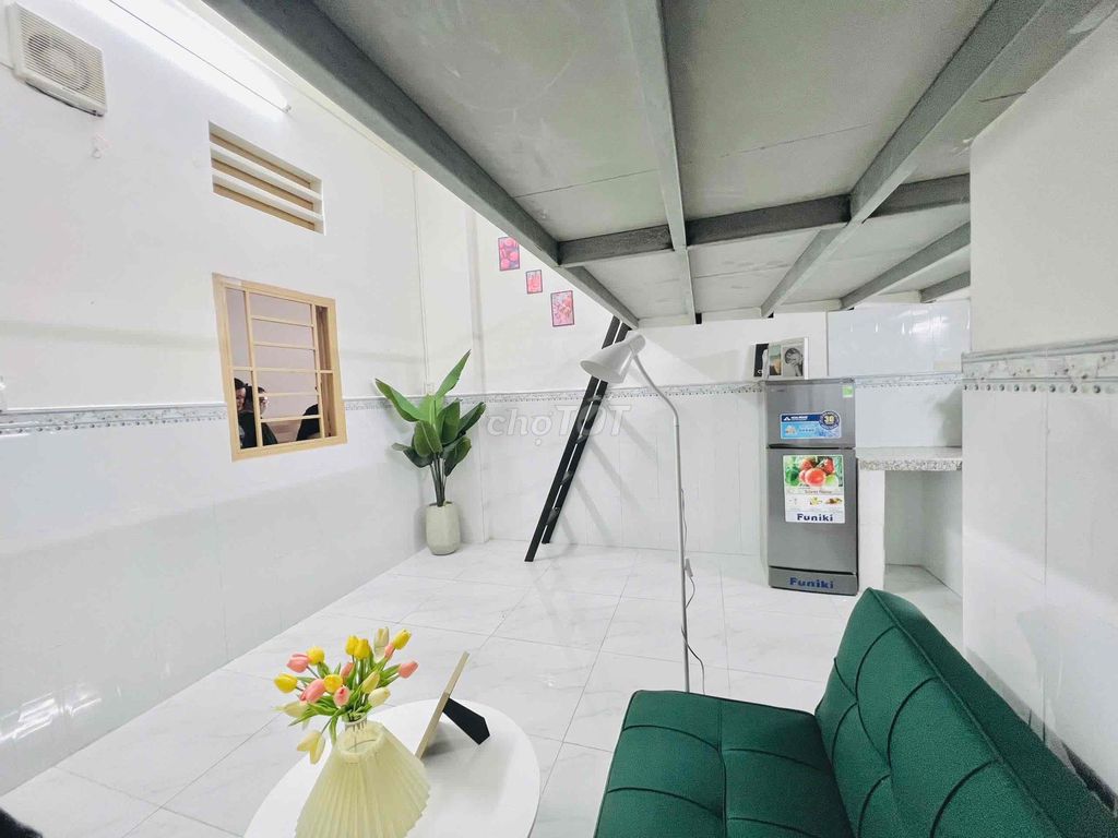 Cheap hotel room right behind town plus-a-a-a-a-a-a-a-a, Tân Bình