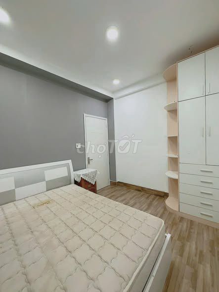 Nice room, security, fresh air.