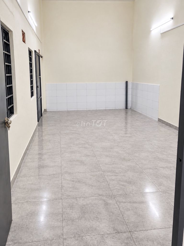 Renting the entire Âu Cơ Street 100 M2 new automotive built 15 million