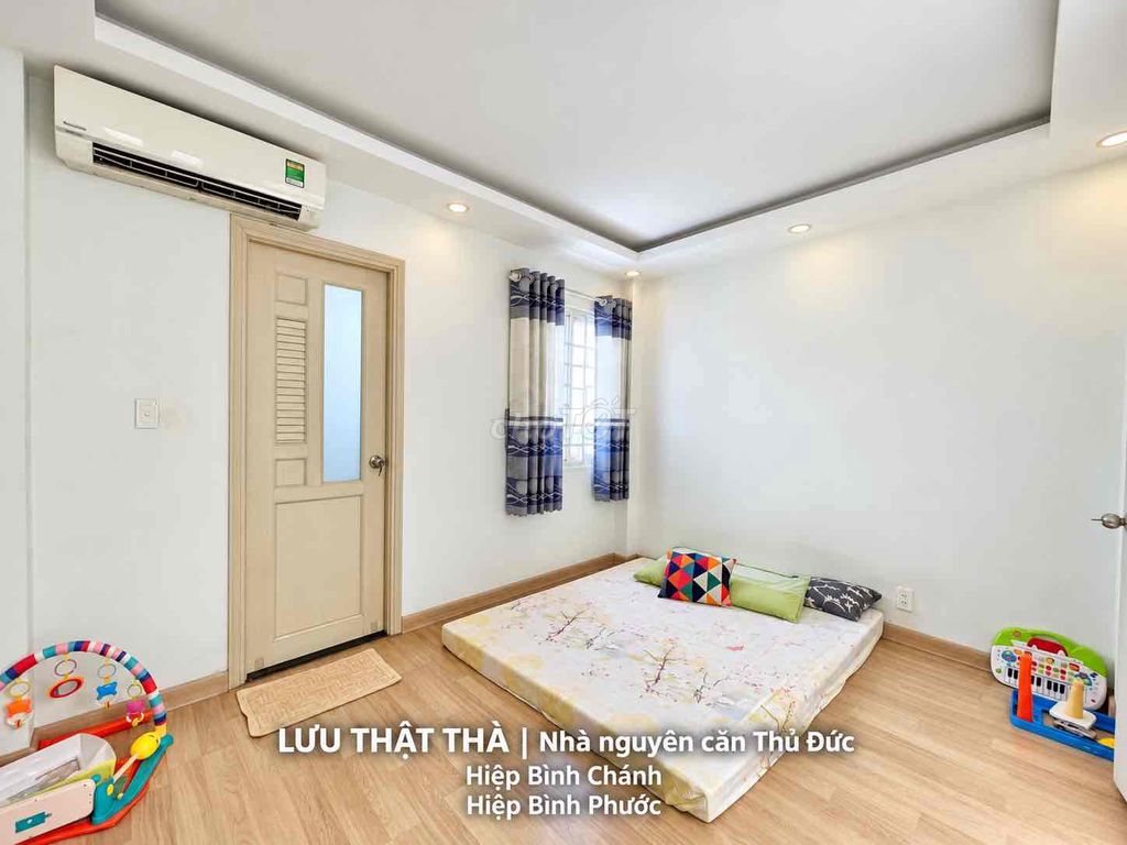 The whole five bedrooms, five Red Dragon toilets, Số 8 Hiệp Bình Phước.