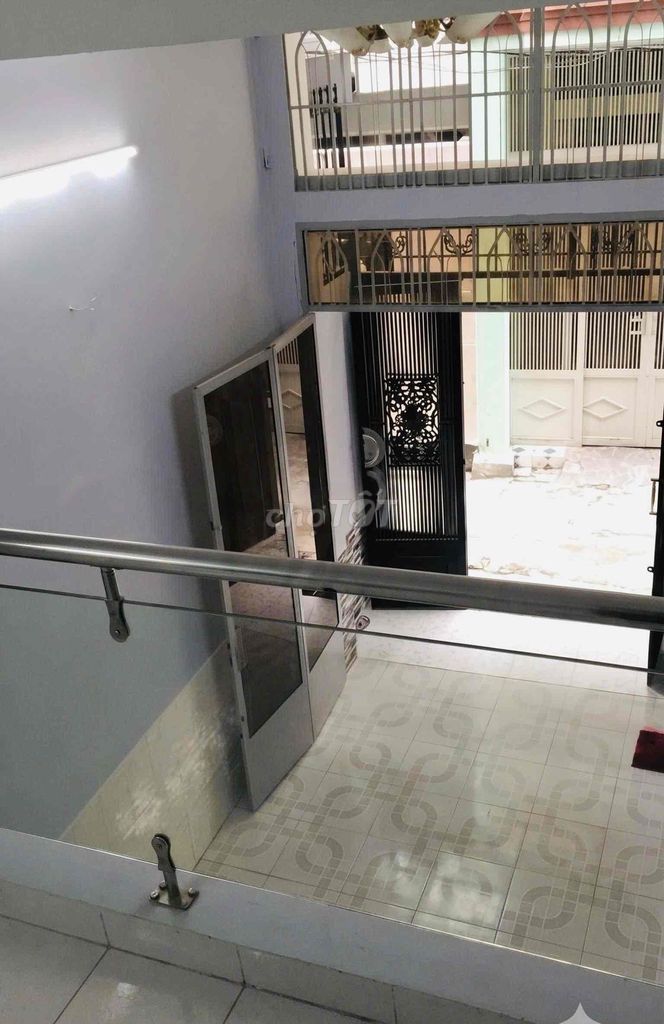 Renting 273 Nhật Tảo District 10 32 M2 4th floor 2 bedroom - 13 million