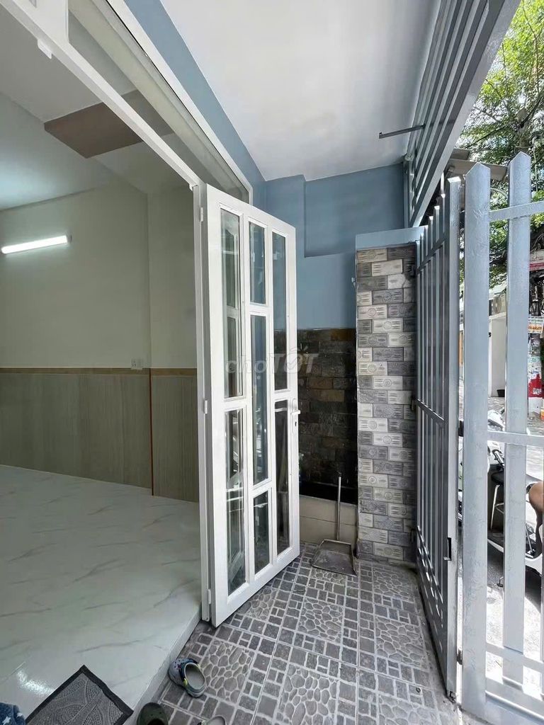 Rent the original building with a block-by-the-Zq1 base.