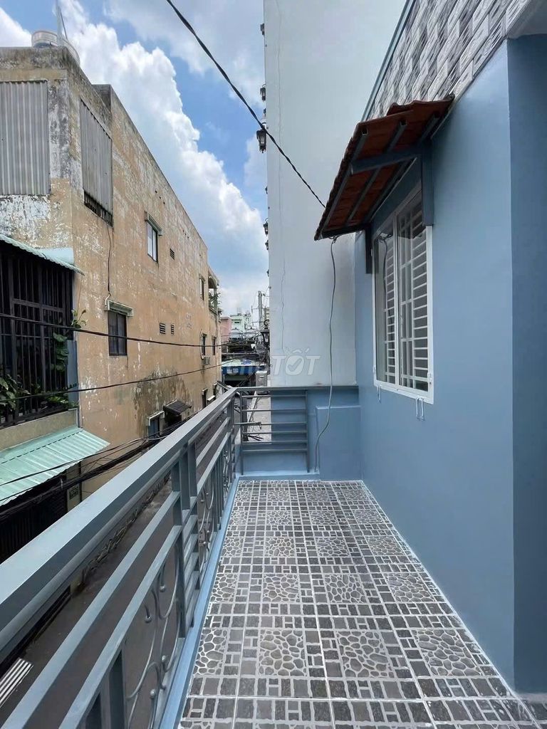 Rent the original building with a block-by-the-Zq1 base.