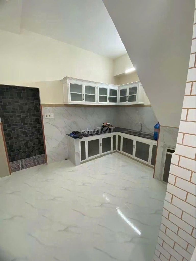 Rent the original building with a block-by-the-Zq1 base.